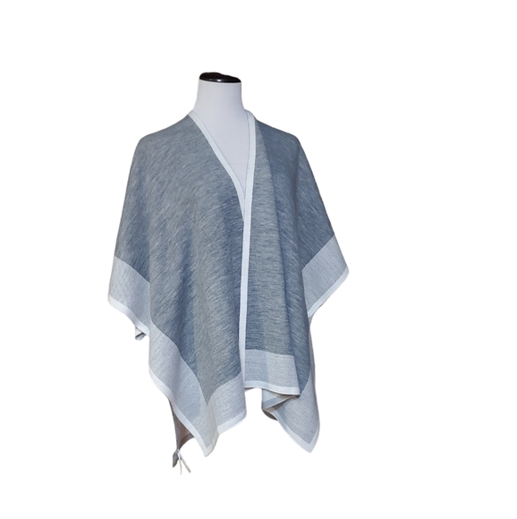 LOFT Sweaters - LOFT Poncho Cape Size M/L NWOT